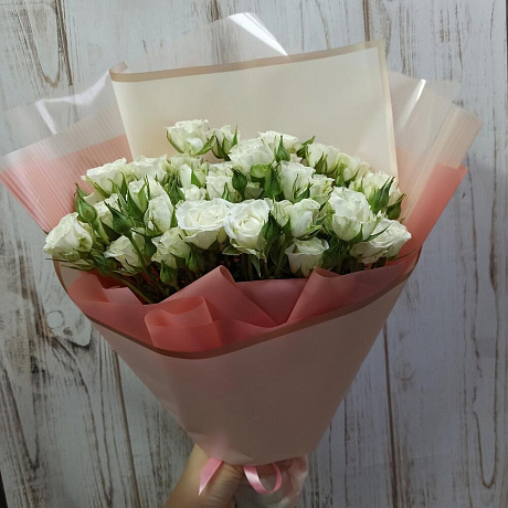 Букет белоснежных кустовых роз - Фото 2