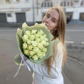 Букет из 25 белых роз №166