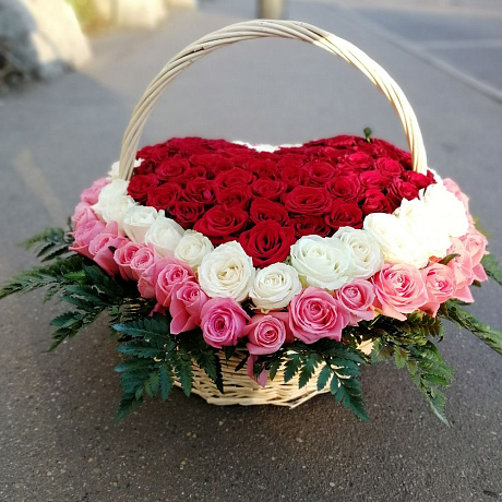 Букет из 101 розы в корзине - Фото 2