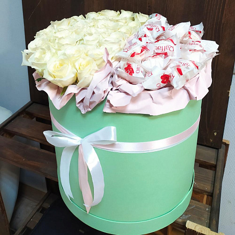 Авторская шляпная коробка Розы и рафаэлки - Фото 3