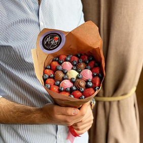 Букет цветов "Розовый крафт"