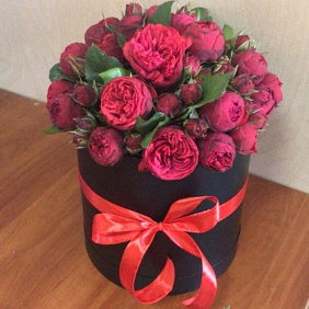 Букет цветов "RED ROSE"