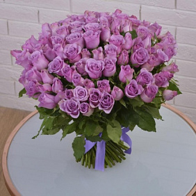 Букет 101 Сиреневая Роза