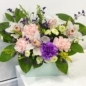 Букет цветов "Комплимент" №219