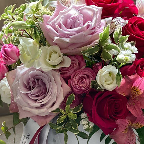 Коробка шляпная с цветами Признание - Фото 4