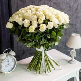 Белые розы премиум класса 101 роза