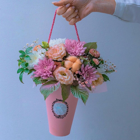 Букет цветов Персиковый сад в коробке - Фото 2
