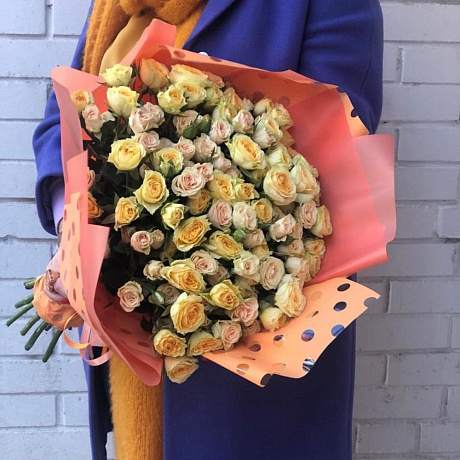 Микс кустовых роз 19 шт - Фото 4