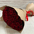 51 красная роза  в крафте с атласной лентой - Фото 1