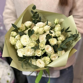 Белые розы №175