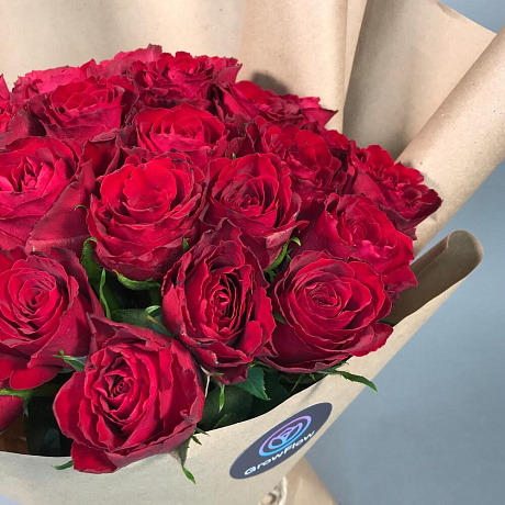 35 роз в крафте - Фото 4