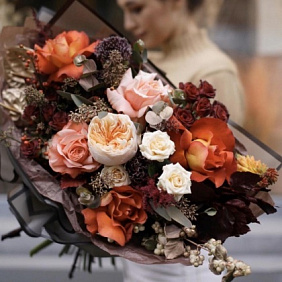 Букет цветов "Осенняя ночь"