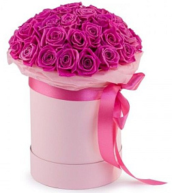 Букет из 37 розовых роз в средней шляпной коробке