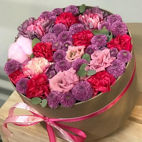 Шляпная коробка с цветами №161