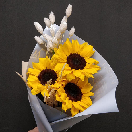 Букет цветов Три солнышка - Фото 4