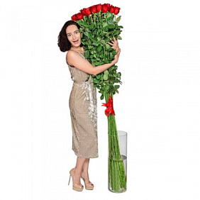 Букет из 25 длинных красных роз 200 см