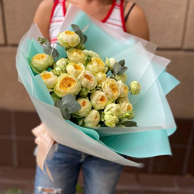 Букет с пионовидными розами №166