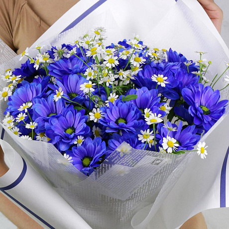 Букет из хризантем и ромашек - Фото 2