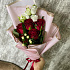 Букет из 5 красных роз и Эустомы - Фото 3