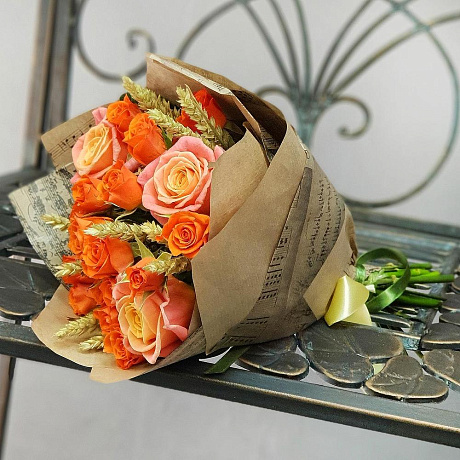 Букет из кустовой розы с пшеницей №2 - Фото 2