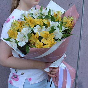 Букет из Альстромерий №180