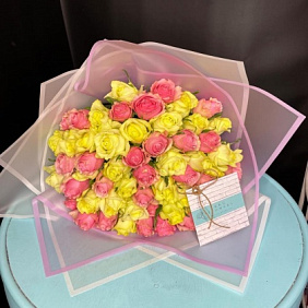 Моно букет из 51 розы