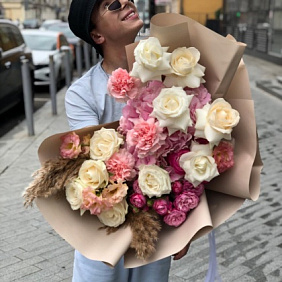 Букет цветов "Flowers for no reason"