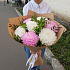 Букет хризантем в крафте - Фото 2