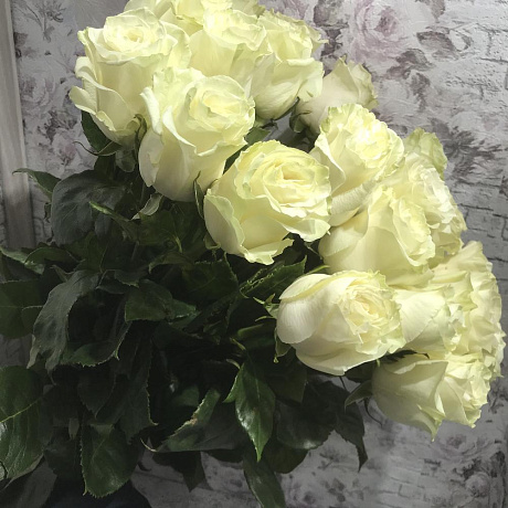 Букет 19 белых роз 70 см - Фото 4