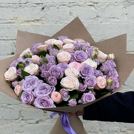 Шикарный букет из кустовых роз - Фото 3