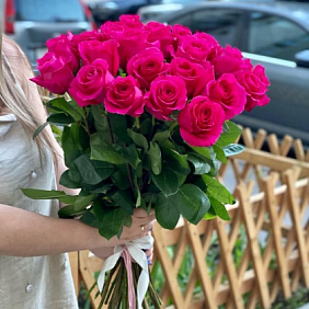 Букет премиум 25 роз 70 сантиметров:)