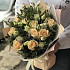 Авторский букет из кремовых роз и эустомы N358 - Фото 2