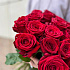 25 алых роз под ленту - Фото 6