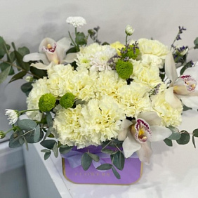 Цветы в коробке №414
