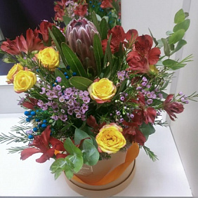 Цветы в коробке №932