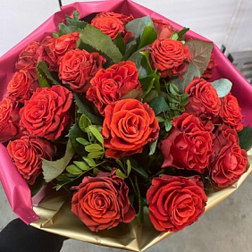 Букет из 19 роз №171