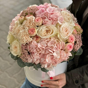 Цветы в коробке №362