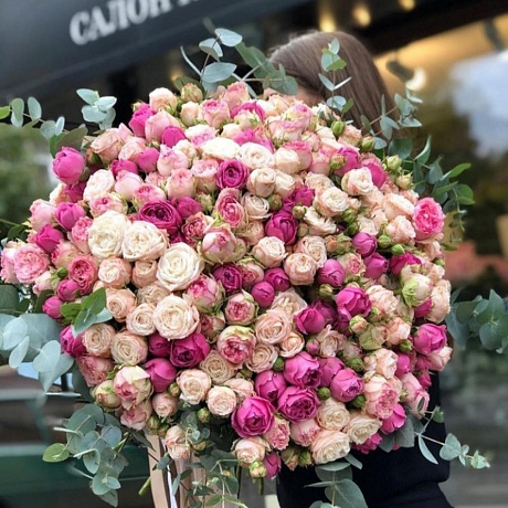 Букет из кустовых пионовидных роз Miss - Фото 3