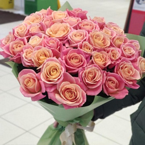 Розы персиковые