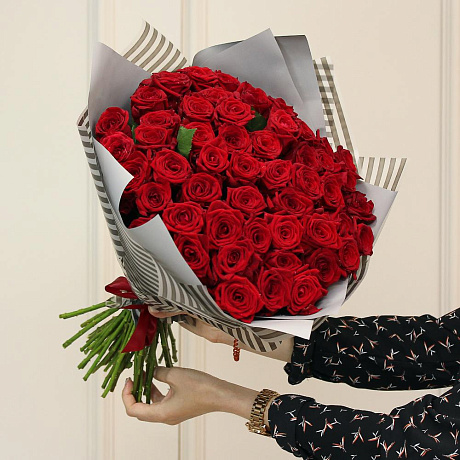 Букет из 51 красной розы Наоми (50 см) - Фото 3