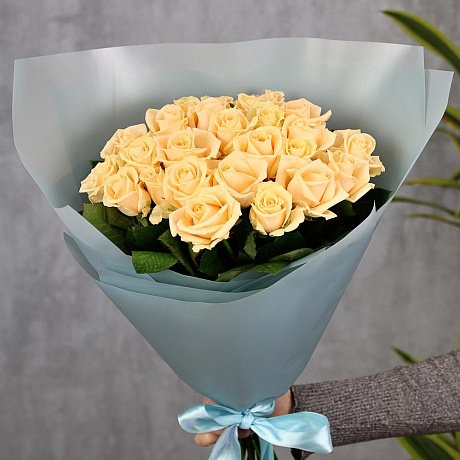 25 кремовых роз 50 см - Фото 2