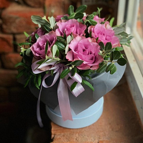 Розы в коробке №162