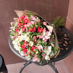 Букет из Альстромерий №164