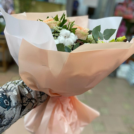 Букет цветов «крем - карамель» - Фото 5