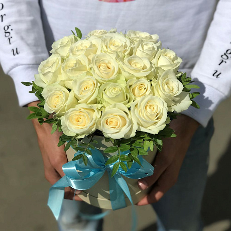 Коробки с цветами.  Белые Розы. N55 - Фото 3