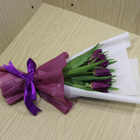 Фиалетовые тюльпаны - Фото 3