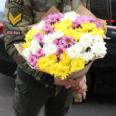 Букет из 15 разноцветных хризантем №161 - Фото 4