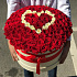 Коробка XXL из 101 красной и белой розы. Сердце из роз. N223 - Фото 1