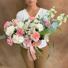Букет цветов "Утренние краски"