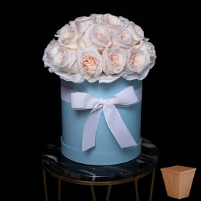 25 ароматных роз